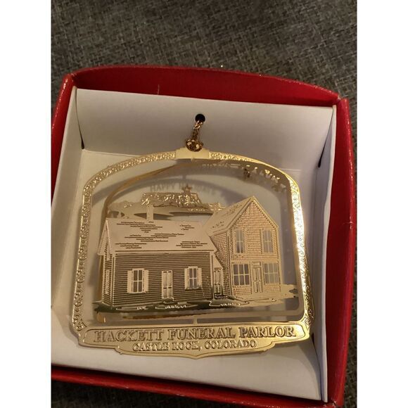 2004 Nation’s Treasures Castle Rock Colorado Christmas Ornament - Picture 8 of 8